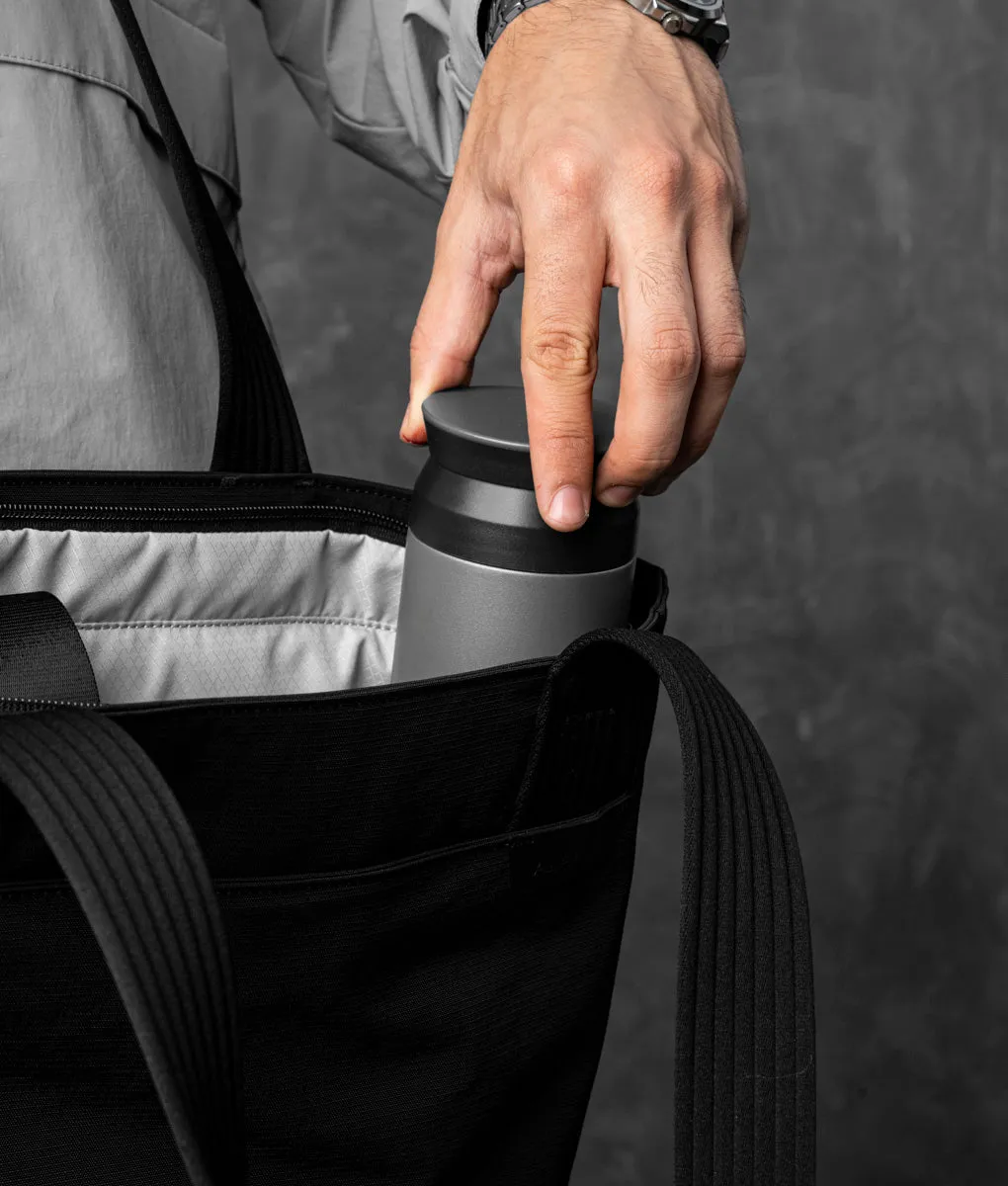 Alpaka Flight Tote M tote sort laptop