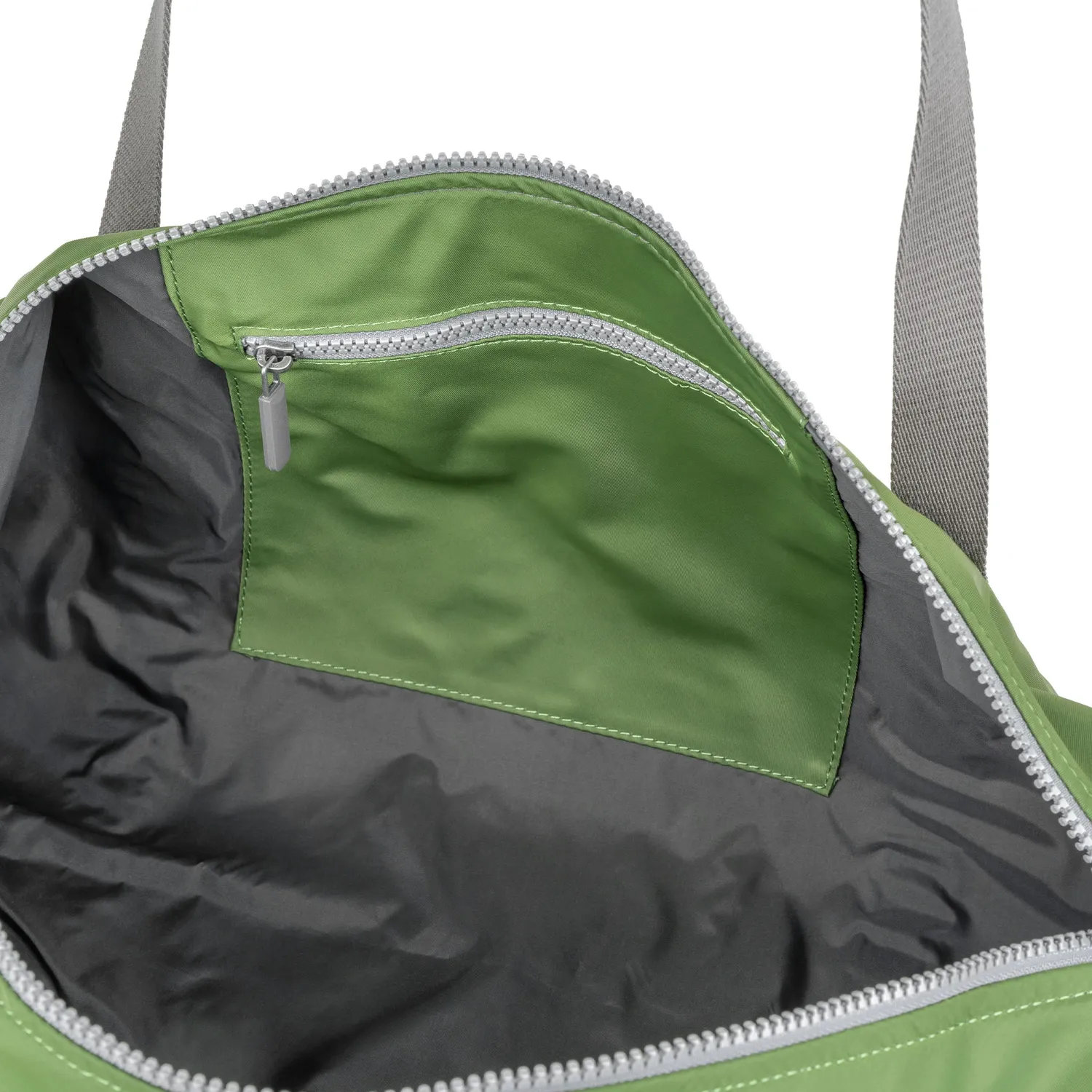 Roka London City Duffel sportstaske Avocado M 25 liter