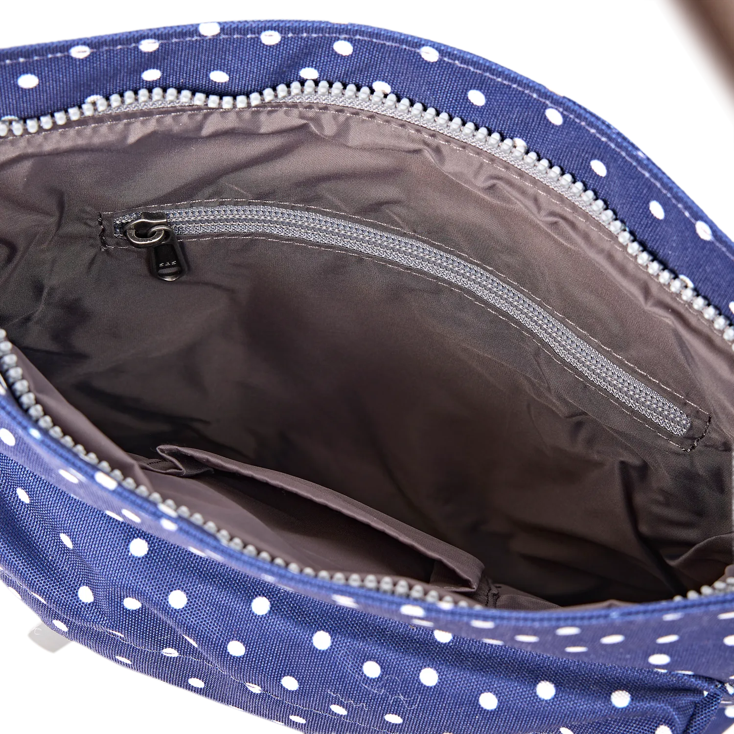 Roka London Kennington crossbody Navy Polka Dot Medium 2,7 liter