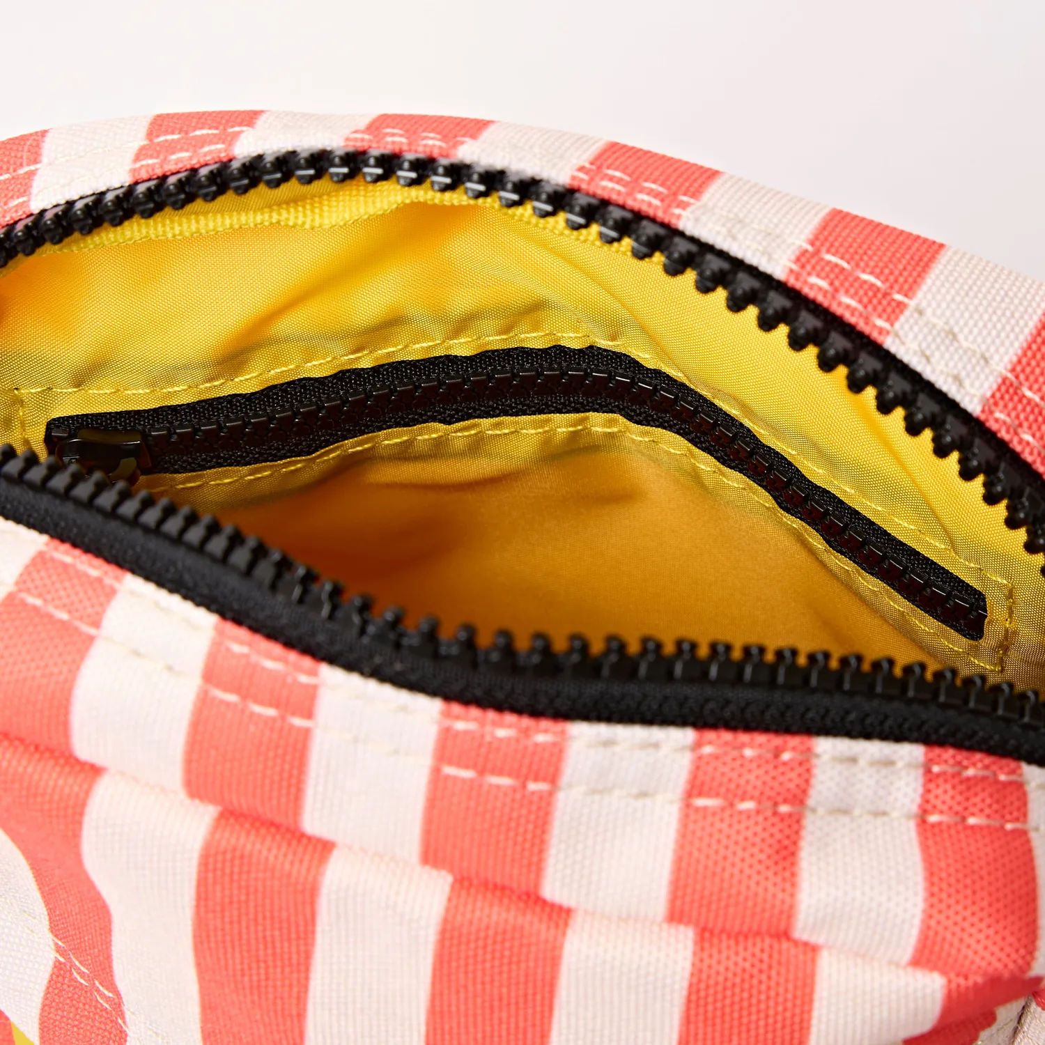 Roka Bond minitaske Coral Stripe S foret