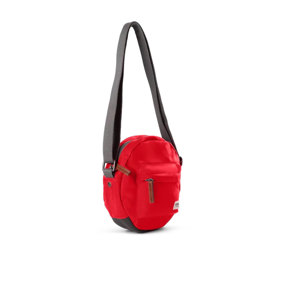 Roka Paddington Small crossbody 4,1 liter – Cranberry
