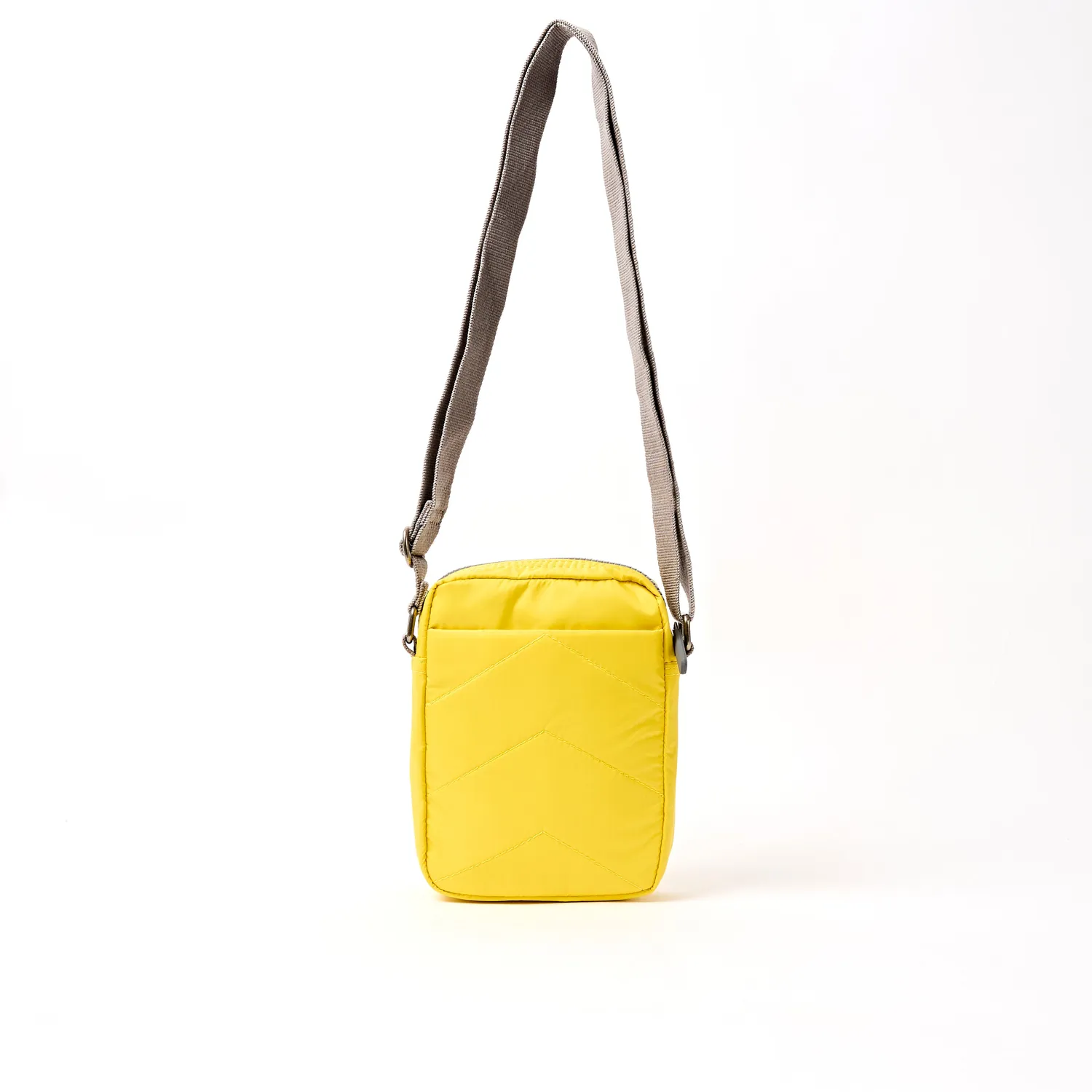 Roka London Bond Pocket crossbody taske passion fruit small nylon