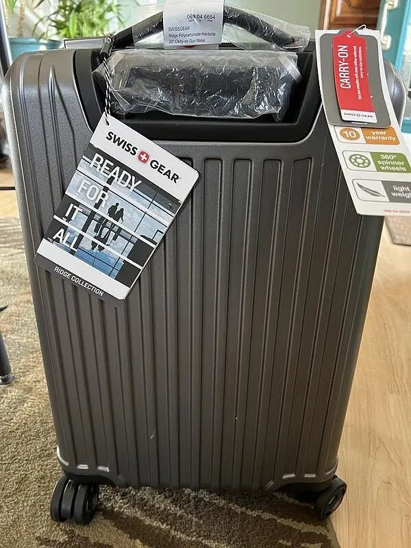 SWISSGEAR Ridge Carry-On Spinner kabinekuffert USB
