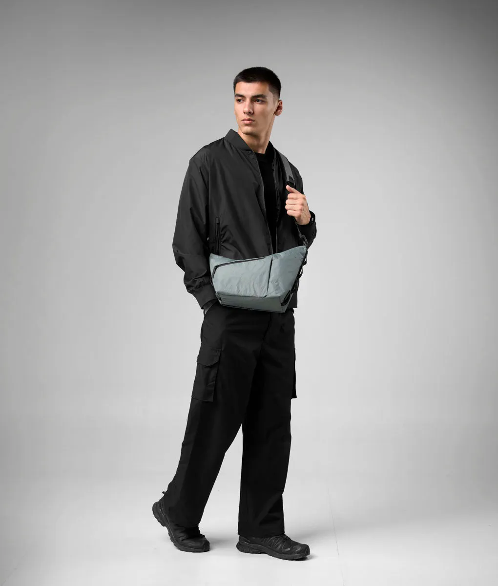 Alpaka Flow Satchel 4L skuldertaske grå vejrbestandig