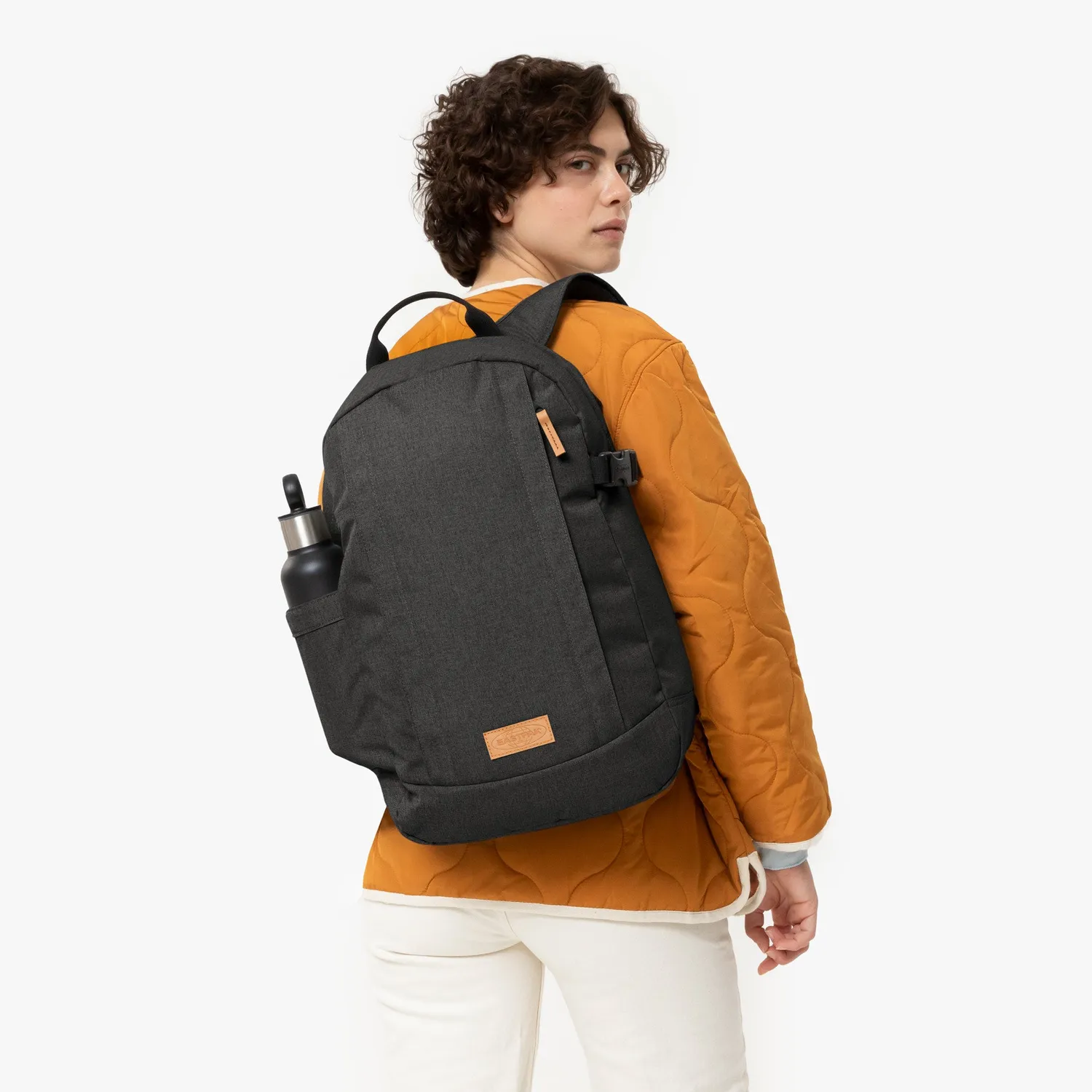 Eastpak Safefloid sort rygsæk 16" Medium