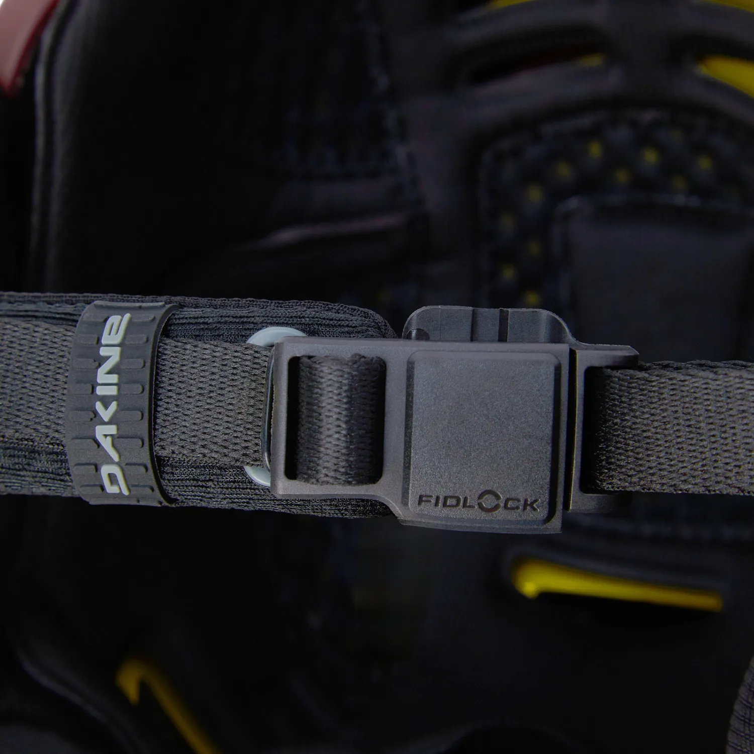 Dakine Forecast MIPS skihjelm port royale justerbar