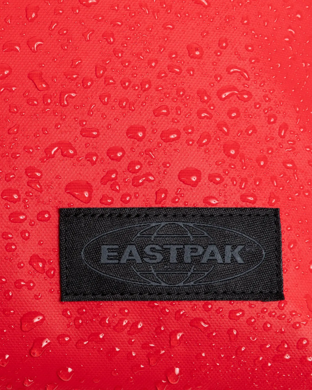 Eastpak Duffel Pack M rejsetaske Tarp Red Medium vejrbestandig