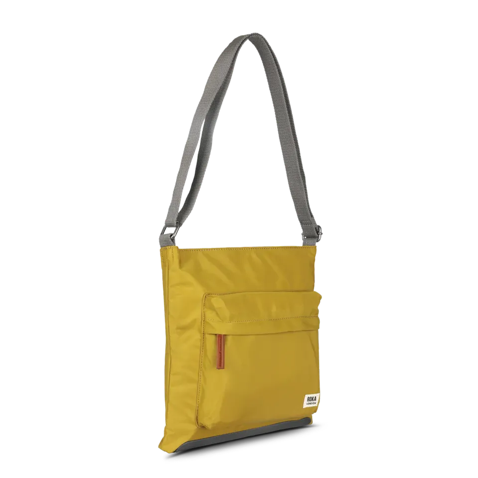 Roka London Kennington crossbody corn medium gul