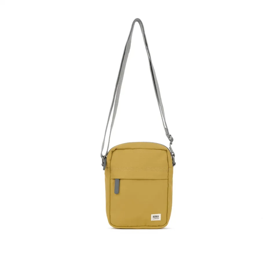Roka London Bond Small crossbody flax 1,5 liter
