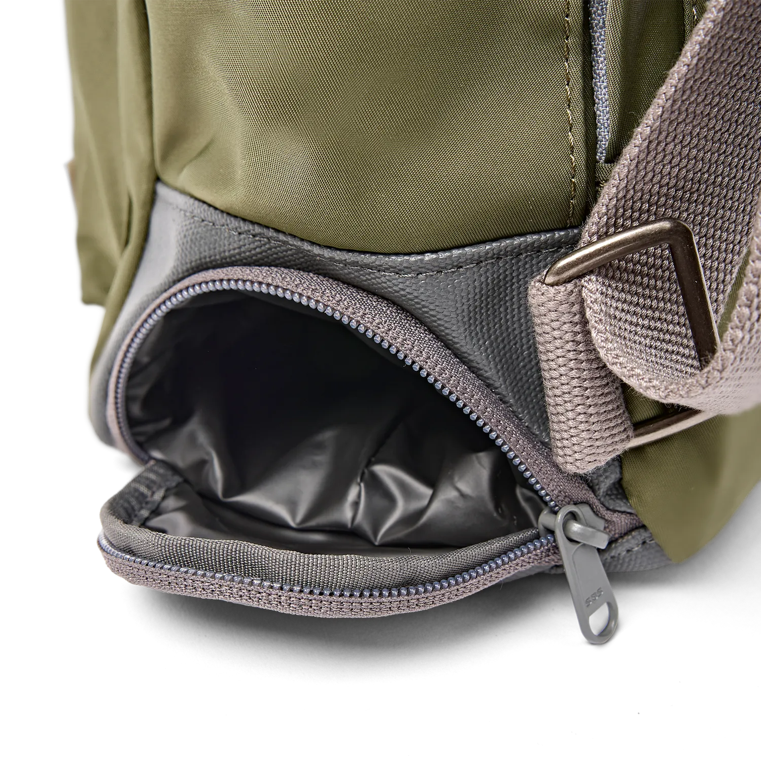 Roka London Bayswater rygsæk chive paraplylomme
