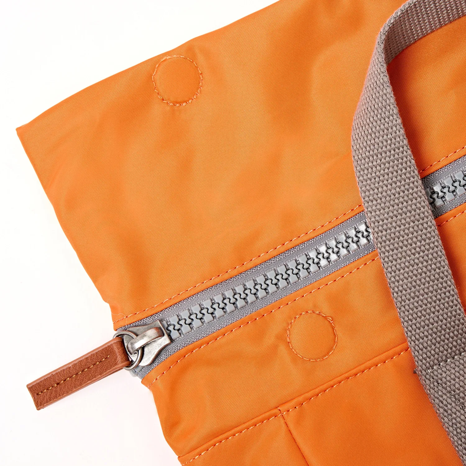 Roka London Canfield rygsæk Jaffa Orange 16,4 liter