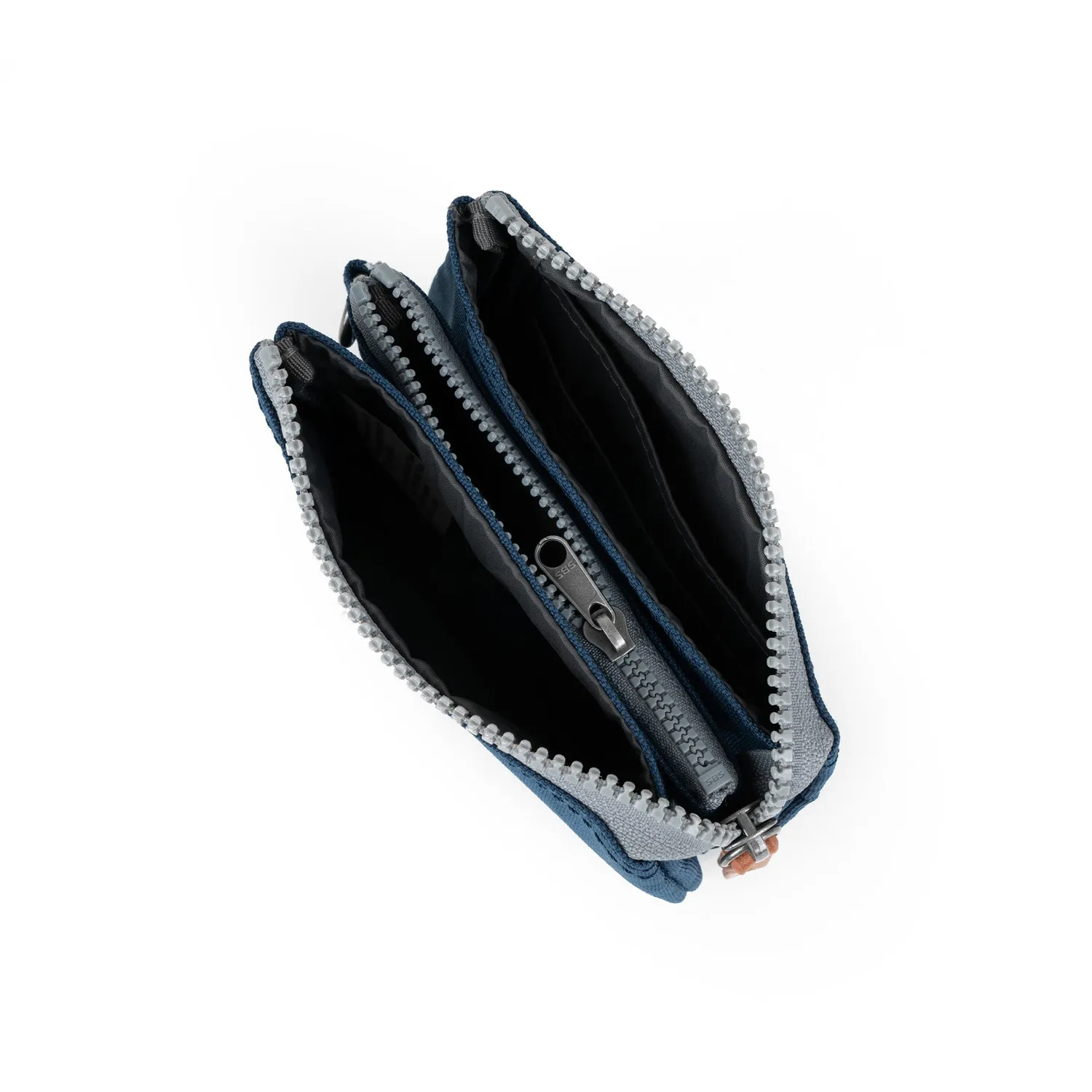 Roka London Carnaby Deep Blue pung Small blå