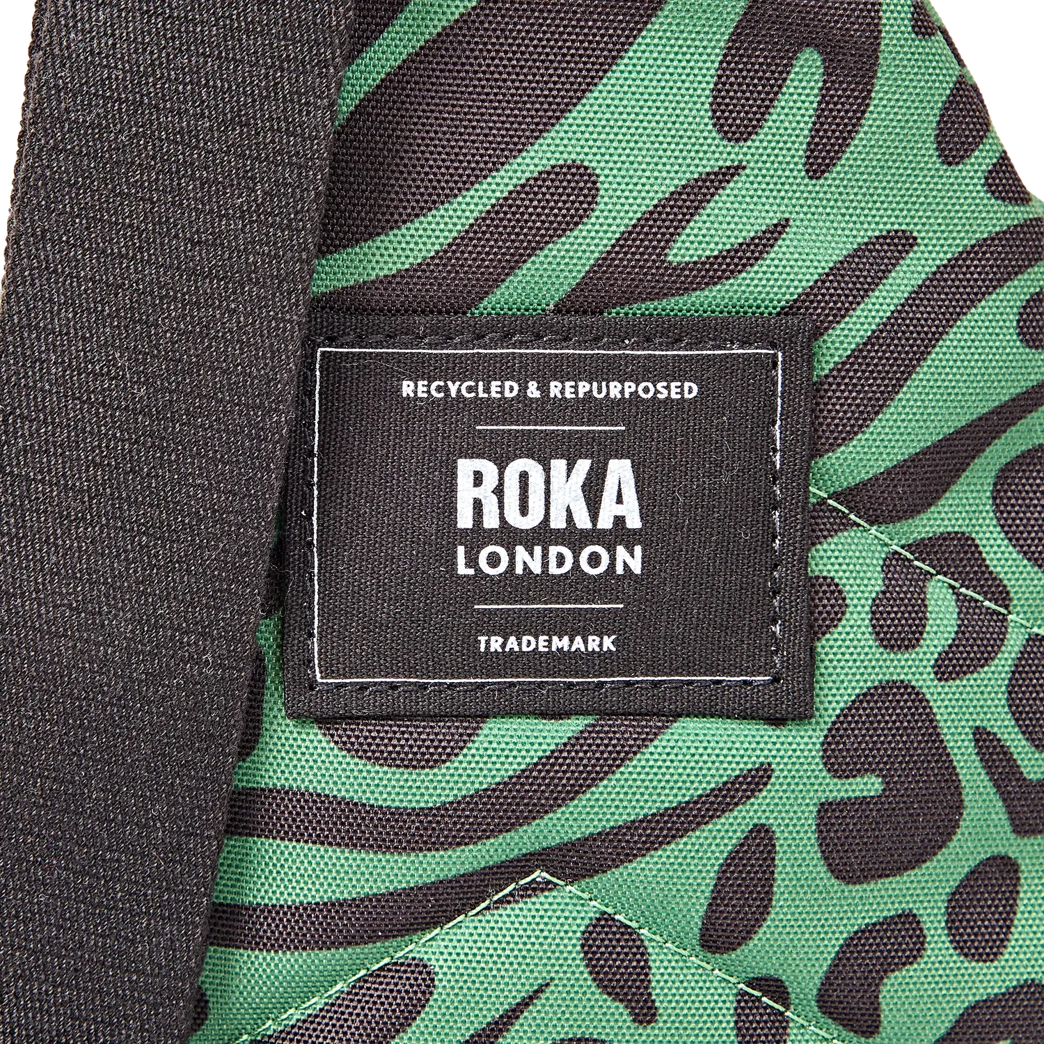 Roka London Willesden sling taske large mixed animal artichoke