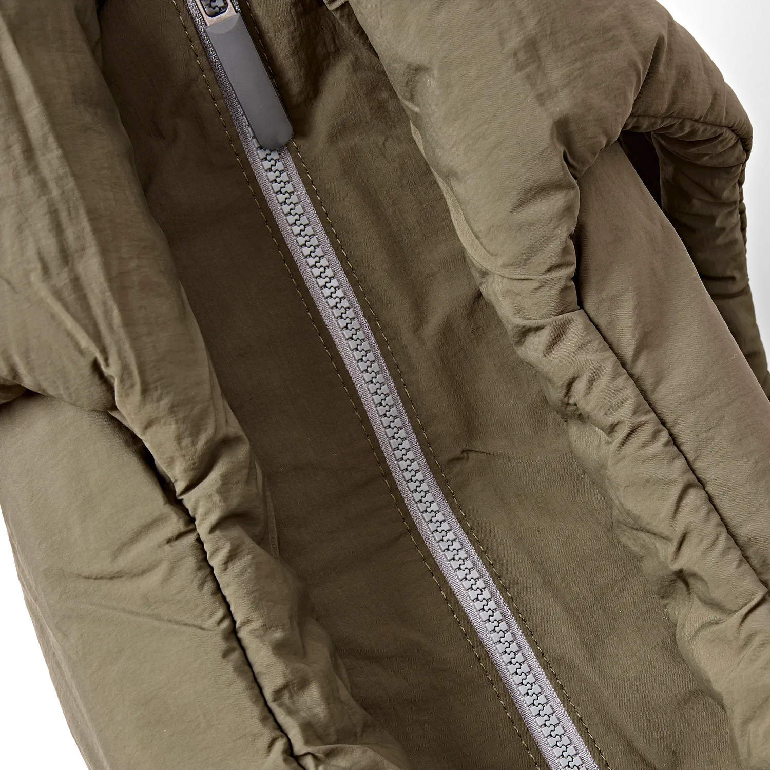Roka London Oxford skuldertaske Medium Basil laptoprum