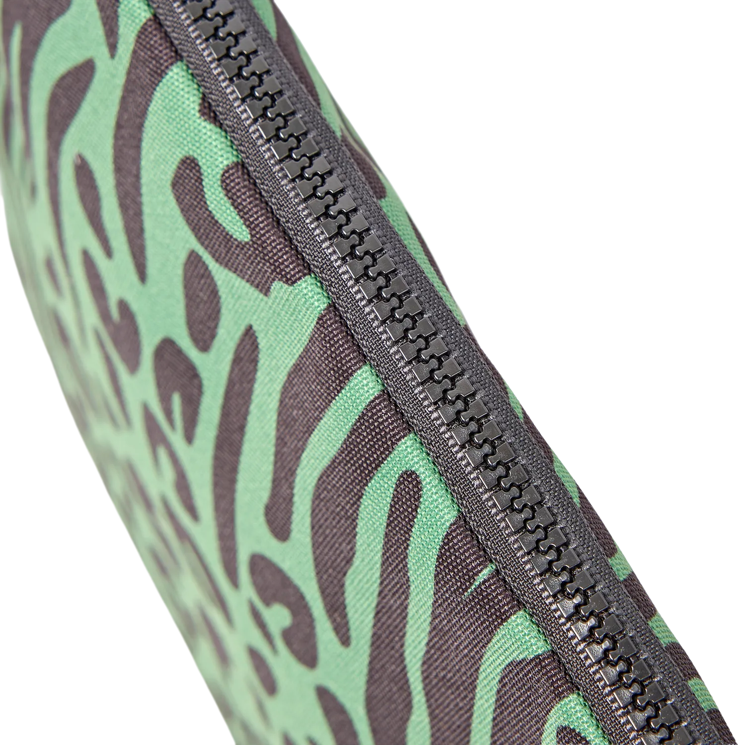 Roka London Brick Lane laptopsleeve mixed animal artichoke 14 tommer