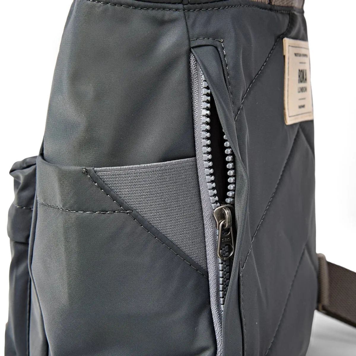 Roka London Canfield rygsæk Medium Beluga 16,4 liter