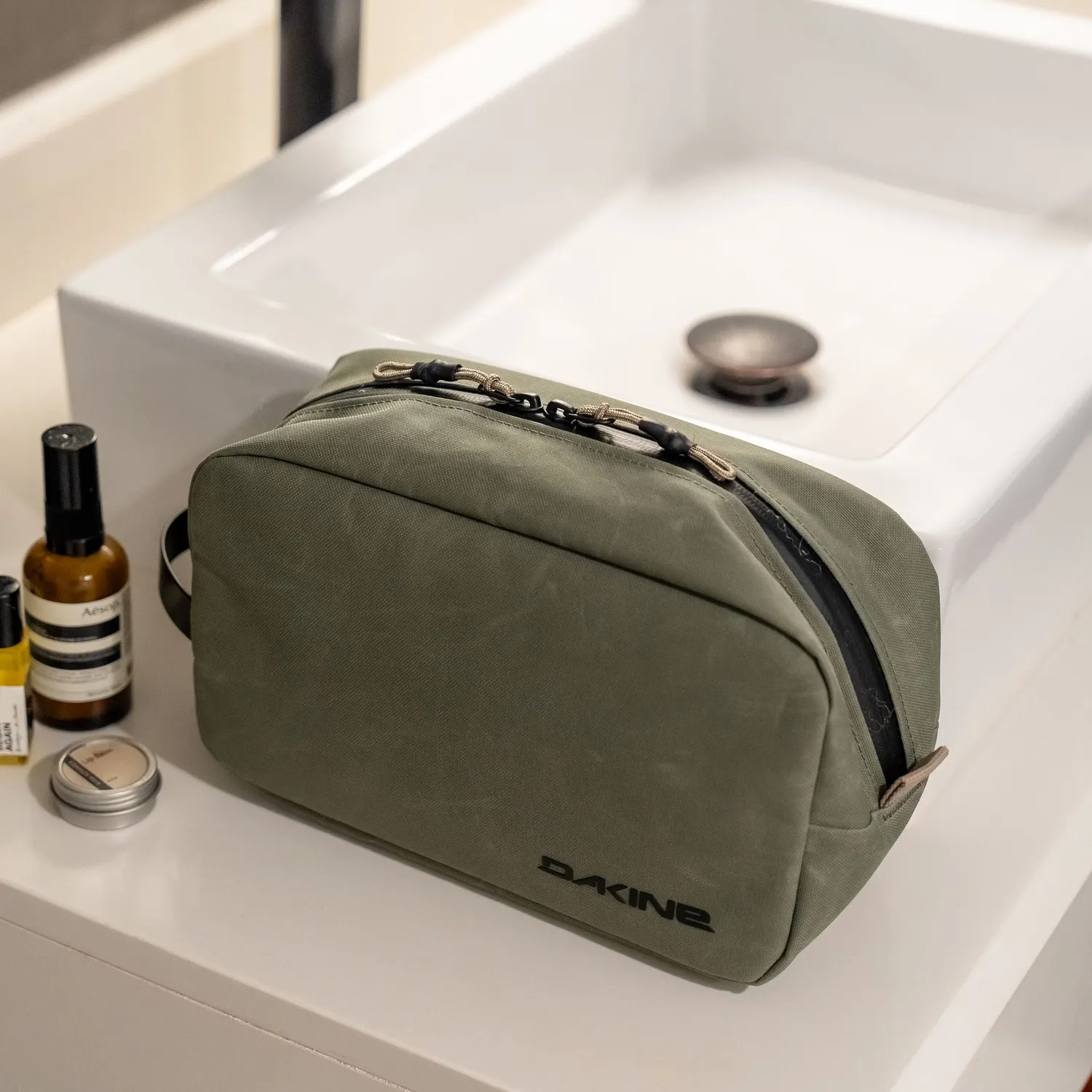 Dakine Travel Kit Small toilettaske Black 32 cm