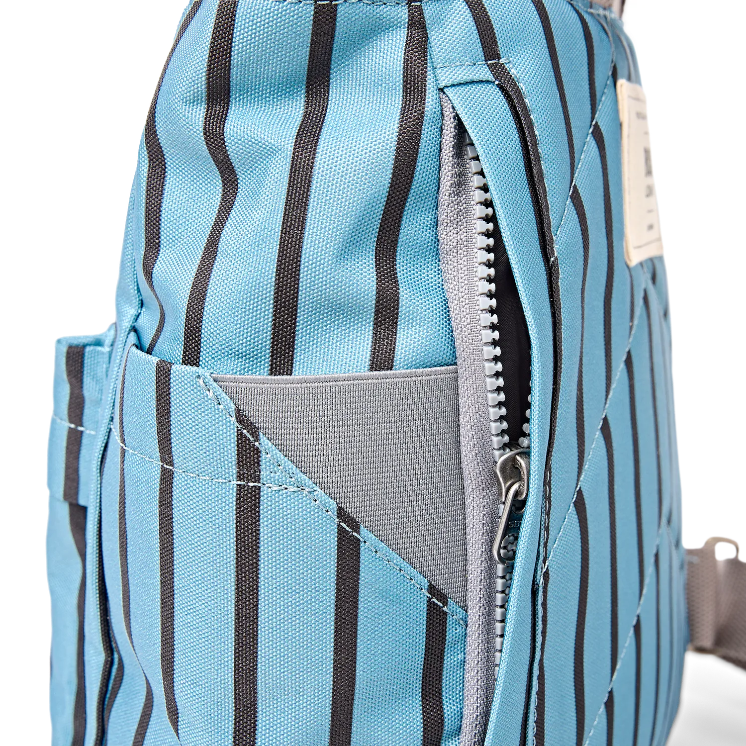 Roka London Canfield Roll Top rygsæk Blue Stripe vegansk