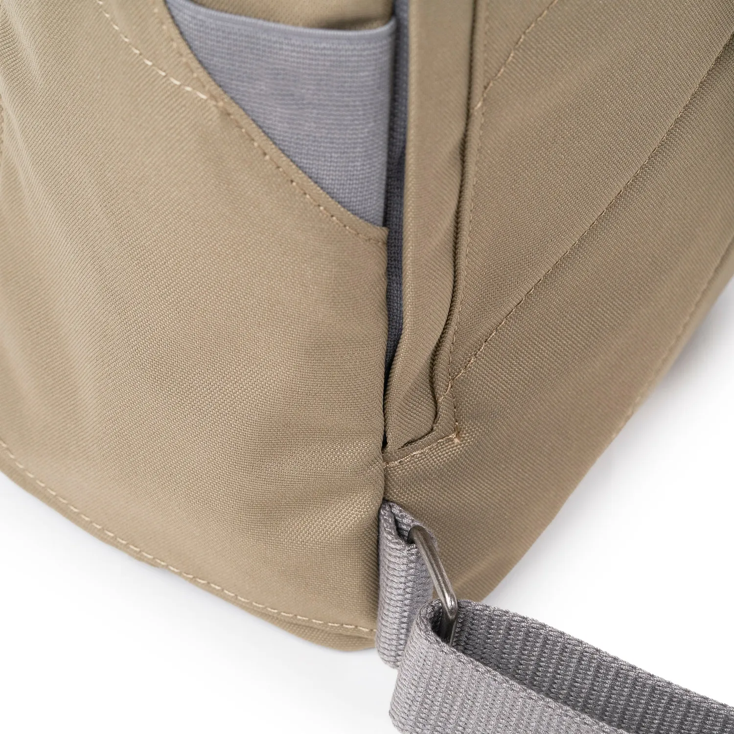 Roka London Finchley rygsæk taupe medium brun