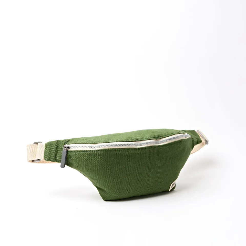 Roka London Mill Hill bæltetaske Small grøn 3,7 liter
