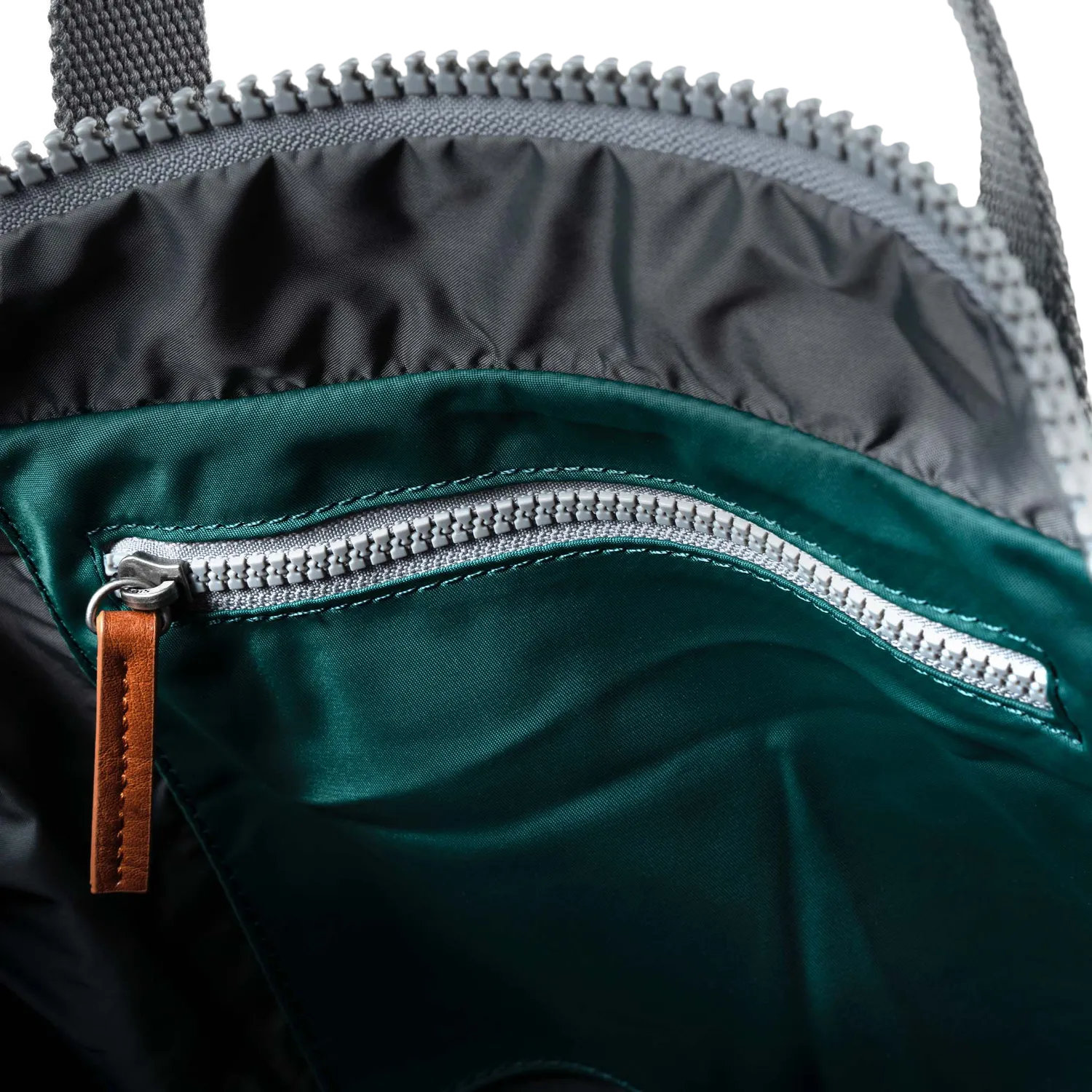 Roka London Bayswater Teal rygsæk Medium 14,6 liter laptop