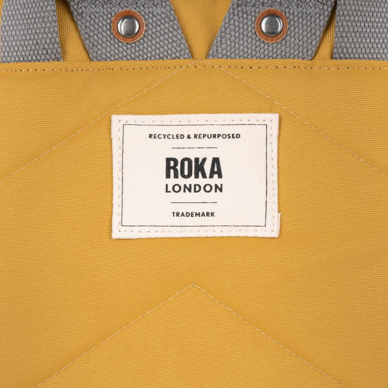 Roka Waterhouse rygsæk Medium beige 15 liter
