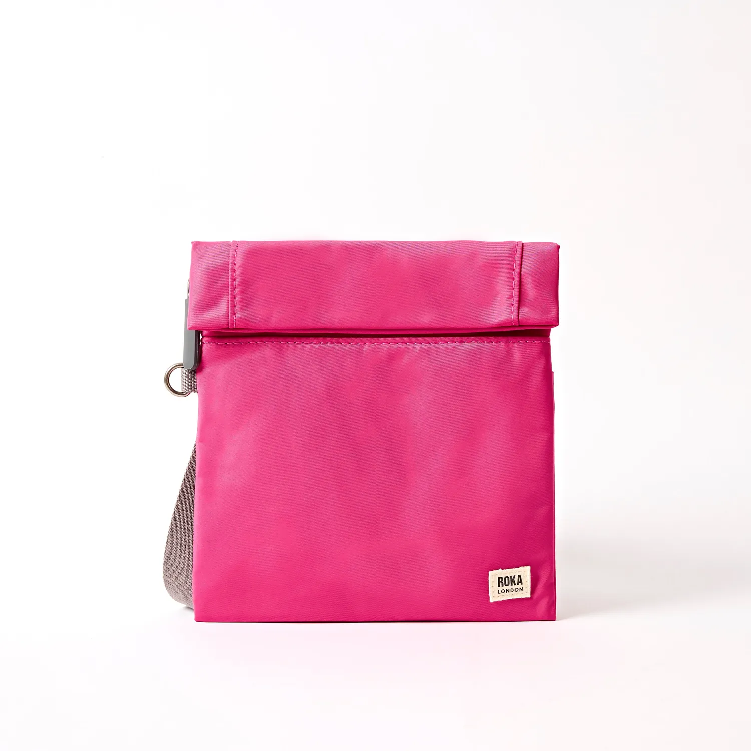 Roka London Stratford Small crossbody taske Granita Red vegansk