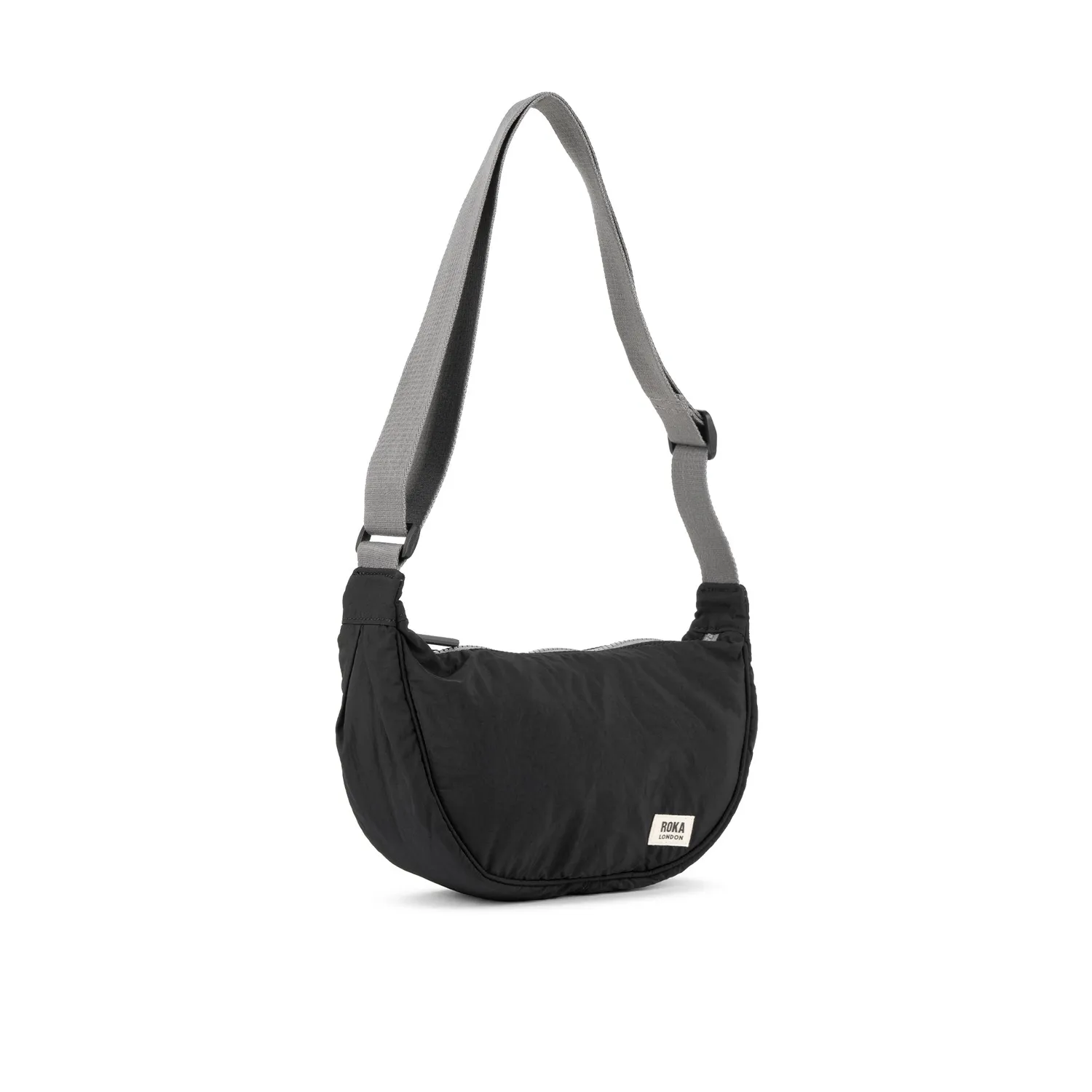 Roka London Farringdon half moon taske S sort